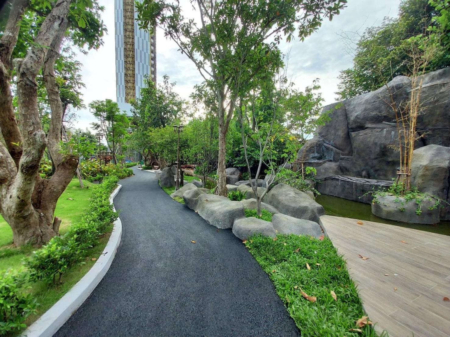 The Astra Sky River Praia de Jomtien Exterior foto
